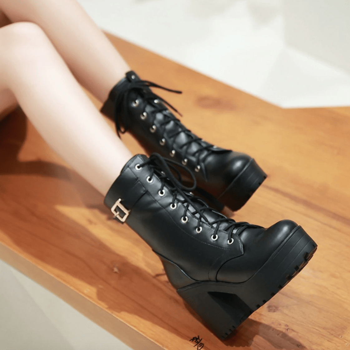 Chainsaw Man: Makima Suit Cosplay Shoes